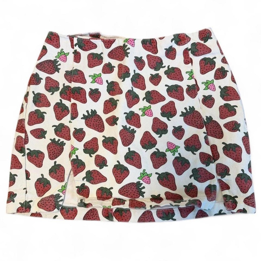 Cider strawberry print skirt size small cottagecore summer vacation